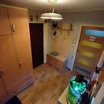 Niewielki Dla Jednej Osoby Lub Pary. Alloggio in famiglia