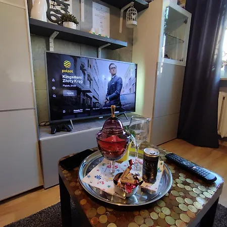 Niewielki Dla Jednej Osoby Lub Pary. *