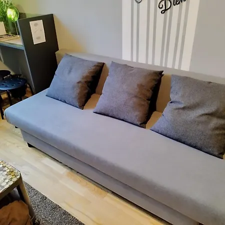 Niewielki Pokój Dla Jednej Osoby Lub Pary. Habitación en casa particular Varsovia