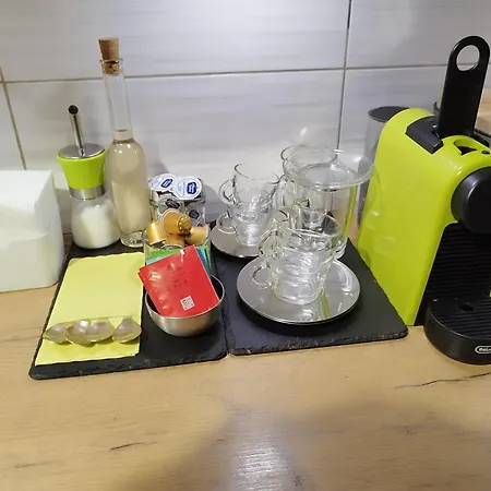 Niewielki Dla Jednej Osoby Lub Pary. Privatunterkunft