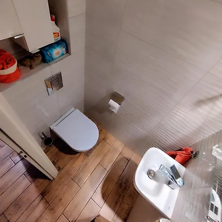 Niewielki Pokój Dla Jednej Osoby Lub Pary. Varsovia