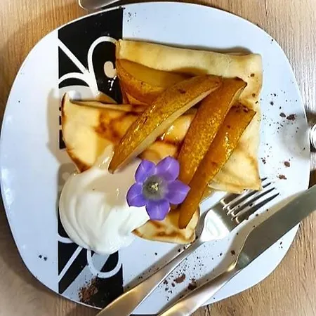 Niewielki Pokój Dla Jednej Osoby Lub Pary. *